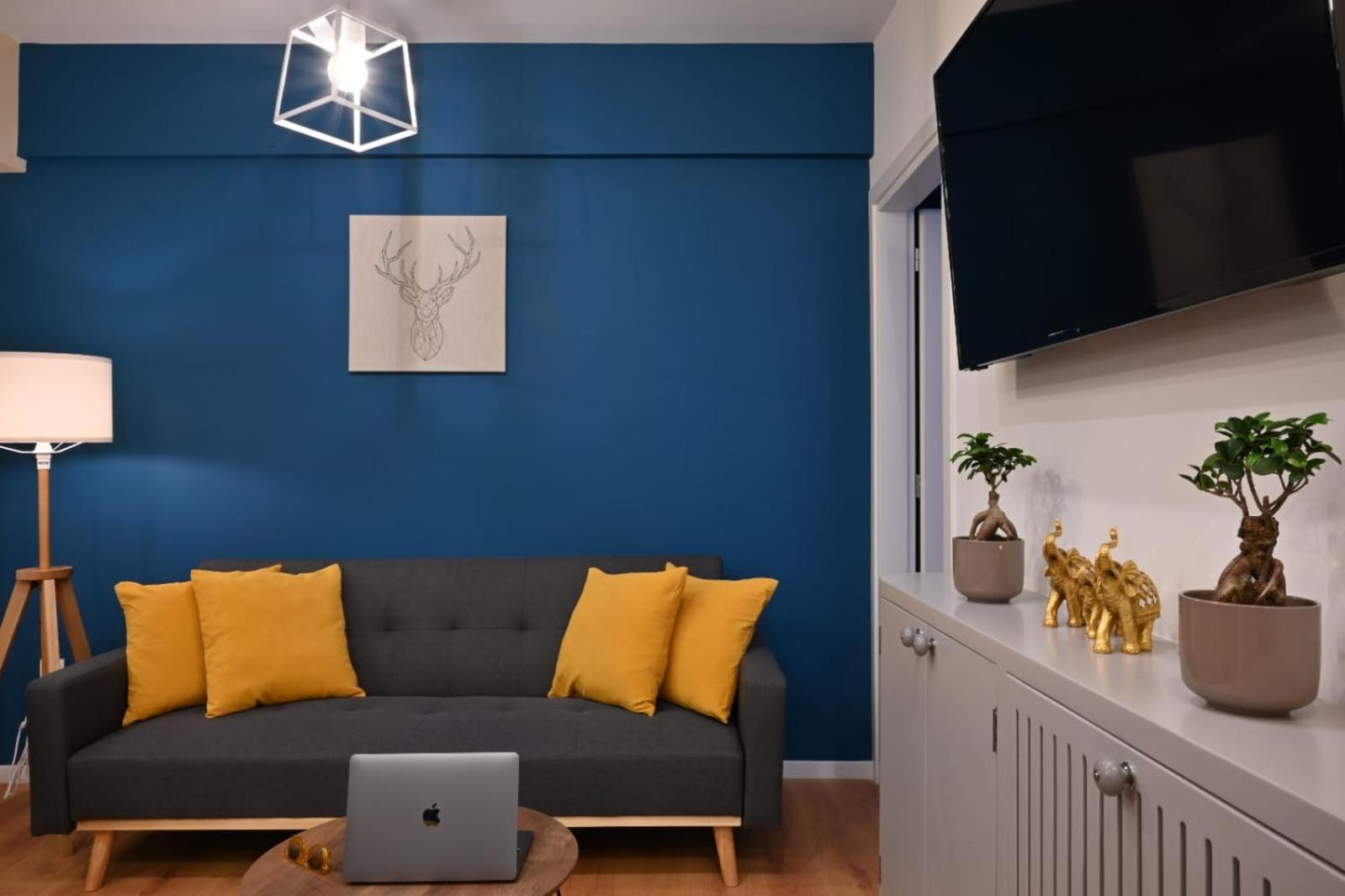 Modern Two Bedroom Apartment At Koukaki Athena Bagian luar foto